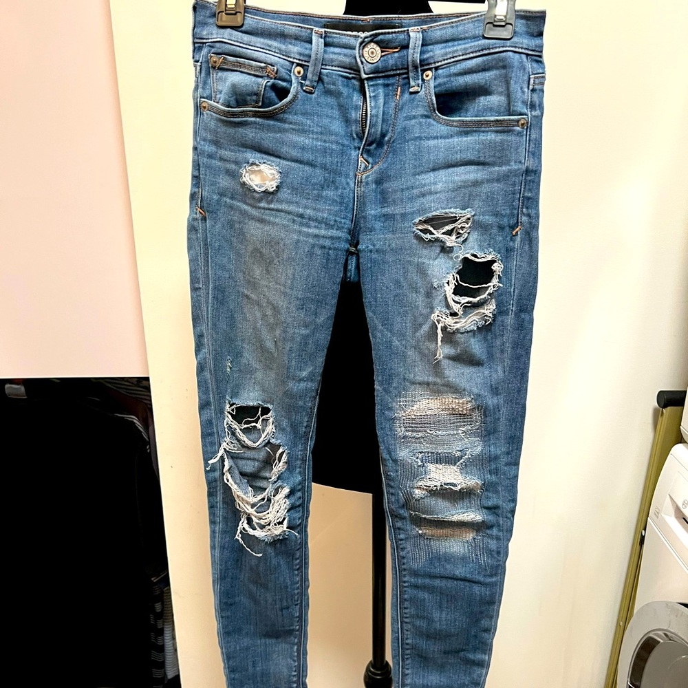Stretch skinny jeans